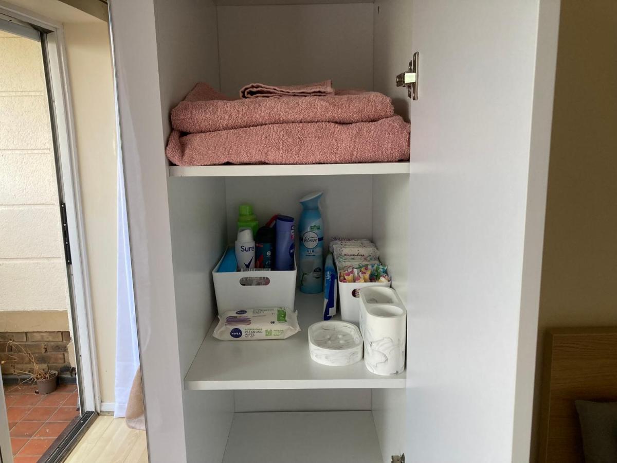 Comfortable Room With Private Balcony And Shared House Λονδίνο Εξωτερικό φωτογραφία
